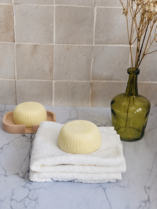 Shampoing solide cheveux secs et déshydratés, Douceur