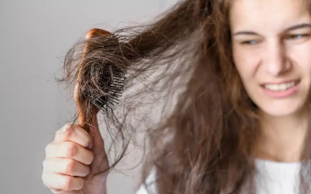 Les meilleurs shampoings pour cheveux secs et frisés